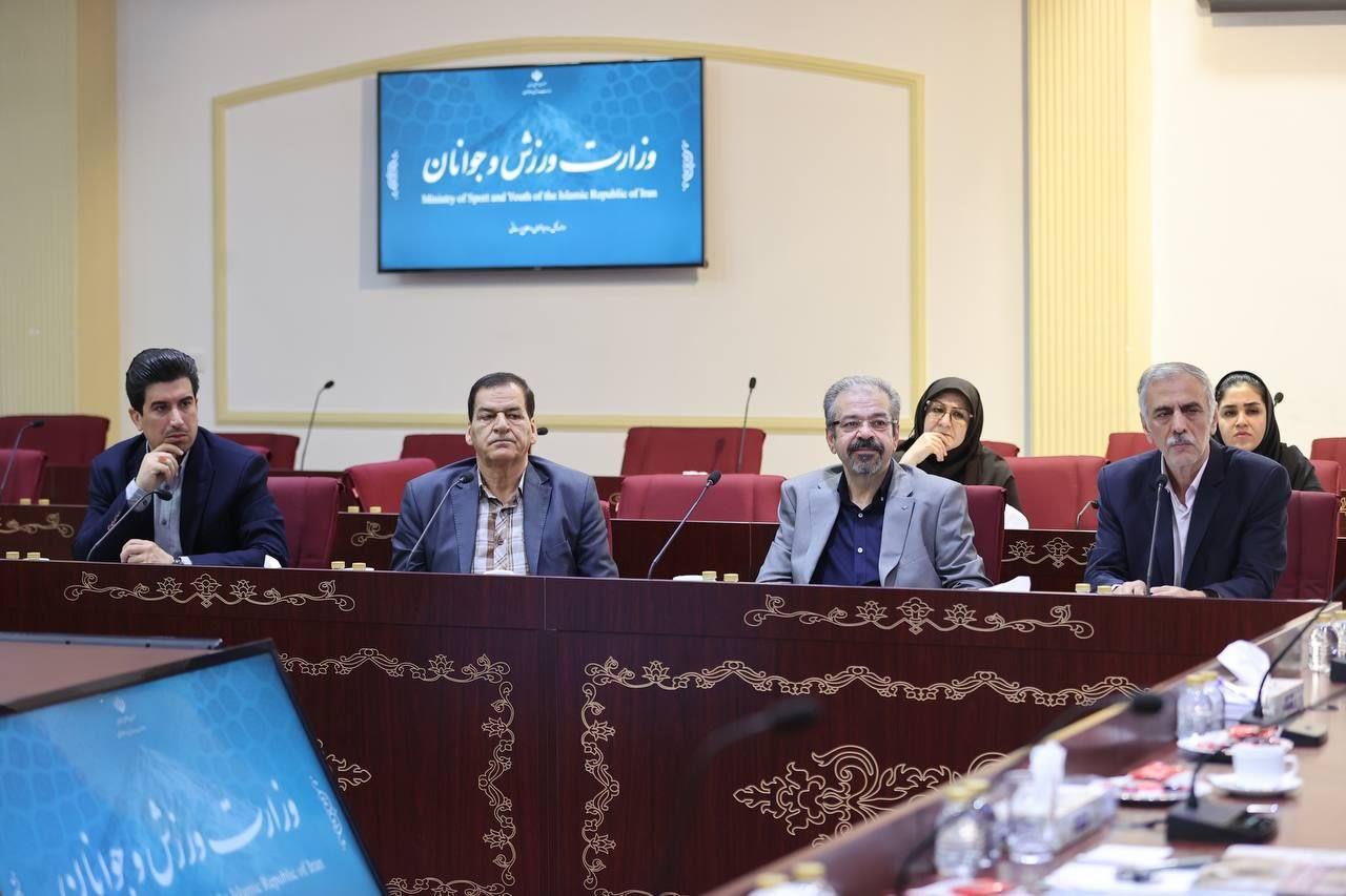 نشست هیات رییسه با وزیر ورزش