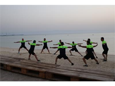 برگزاری اولین دوره مسابقات ستارگان پدل‌برد پیلاتس در خلیج نیلگون همیشه فارس (جزیره کیش) 11