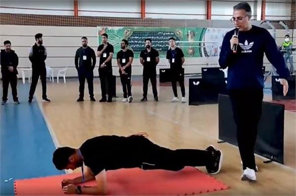 کلیپ مسابقات آمادگی جسمانی استان خراسان جنوبی در دو بخش آقایان و بانوان