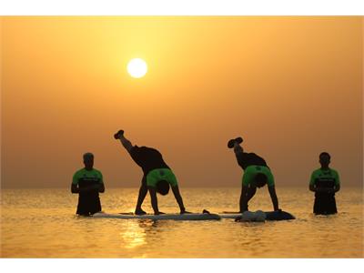 برگزاری اولین دوره مسابقات ستارگان پدل‌برد پیلاتس در خلیج نیلگون همیشه فارس (جزیره کیش) 32