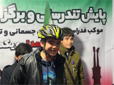 فعالیت موکب فدراسیون آمادگی جسمانی و تندرستی با انجام پایش تندرستی و برگزاری چالش‌ های ورزشی و ایجاد فضایی نشاط ‌آور 19