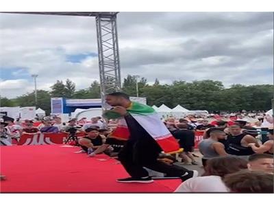 لحظاتی از اجرای فرهنگ ذکریایی؛ نماینده ایران در مسابقات‌ بین‌المللی کلیستنیکس و ورزش‌های خیابانی مسکو