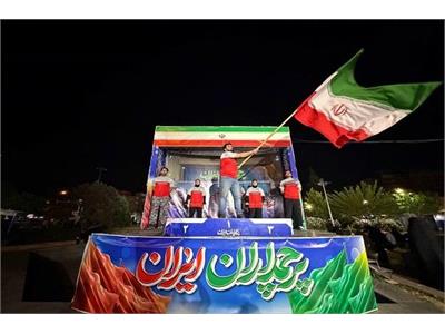 فعالیت و خدمت‌رسانی موکب فدراسیون آمادگی جسمانی و تندرستی همراه با پرچم‌گردانی برای ایران عزیز