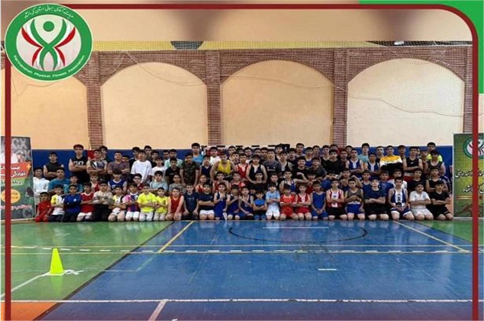 برگزاری مسابقات آمادگی جسمانی بر پایه تمرین‌های سی‌ایکس ویژه دانش‌آموزان پسر