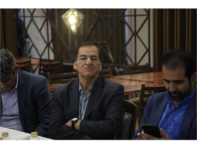 گزارش تصویری گردهمایی صمیمانه جمعی از پیشکسوتان اثرگذار در توسعه آمادگی جسمانی کشور (آذرماه ۱۴۰۴) 6