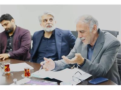 نشست دبیر شورای عالی انقلاب فرهنگی و معاون وزیر ورزش با رئیس فدراسیون آمادگی جسمانی و تندرستی