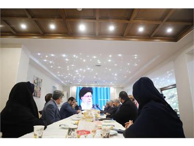 گزارش تصویری گردهمایی صمیمانه جمعی از پیشکسوتان اثرگذار در توسعه آمادگی جسمانی کشور (آذرماه ۱۴۰۴) 7