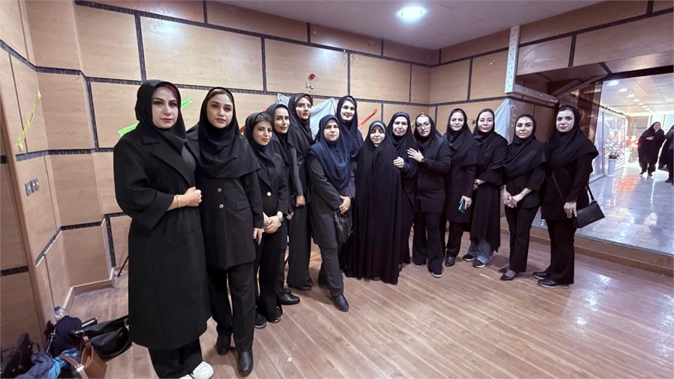 همایش طلایه داران امید و مقاومت با عنوان زنان مدافعان حریم خانواده و جامعه